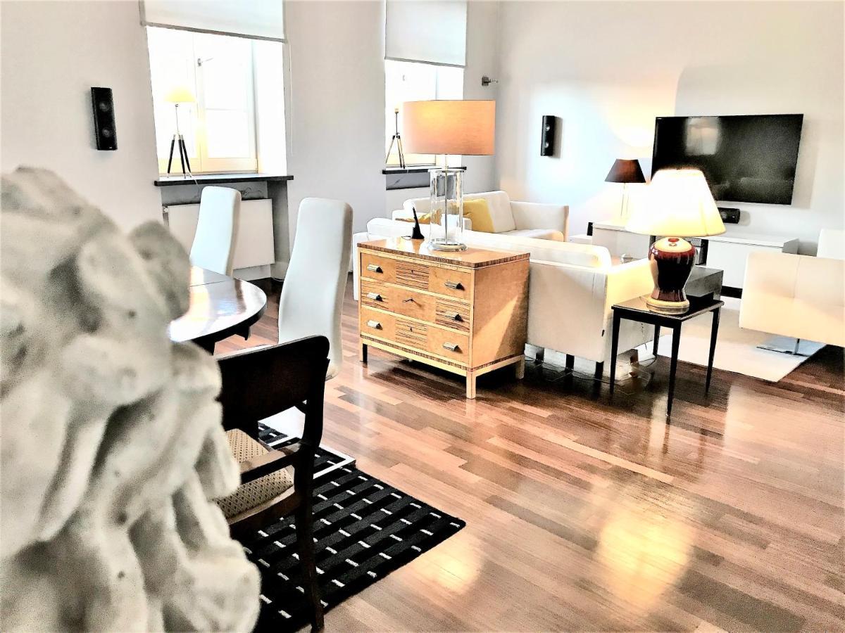 Luxury Apartments Mondrian Market Square III วอร์ซอ ภายนอก รูปภาพ